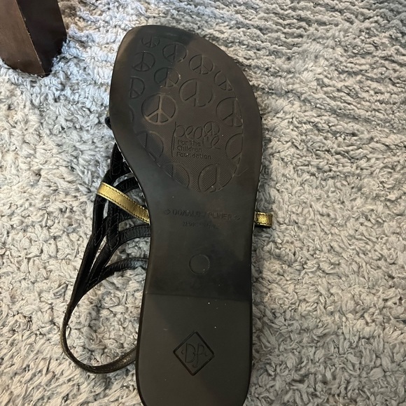 Donald Pliner gladiator sandals - Picture 4 of 6